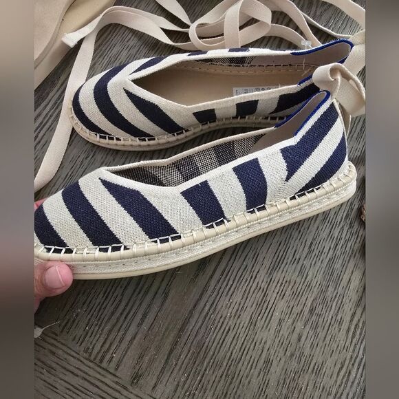 Rothy's The Spadrille Flats Navy Blue Striped Size 8.5 - Picture 8 of 10